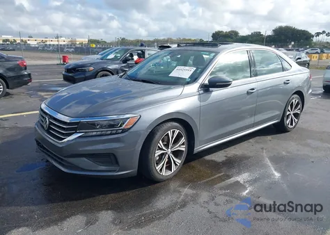 2022 Volkswagen Passat 2.0T Se z USA, uszkodzony, nr VIN 1VWSA7A33NC008054